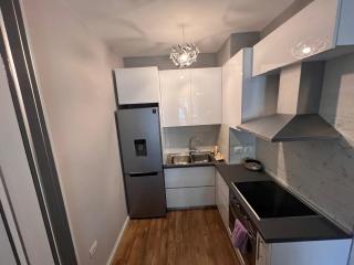 Beachfront Apartment in Durres - 7