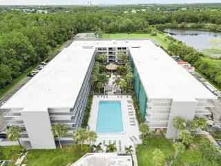 Spacious 1BR Condo in Orlando and 5 minutes to Disney - Kissimmee - 7