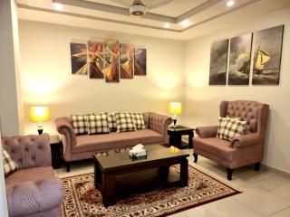 Executive 3 Bedrooms Apartment In Bahria Town - 4