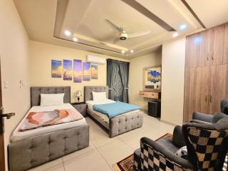 Executive 3 Bedrooms Apartment In Bahria Town - 2