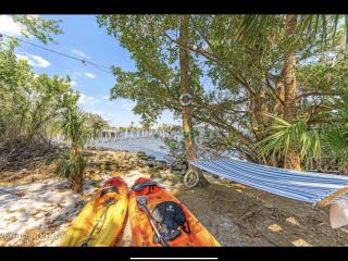 Rustic River Retreat 3-2 - 3 min walk to Eau Gallie Arts District shops - 0