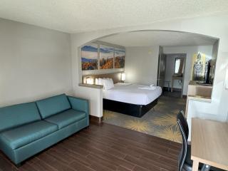Days Inn & Suites by Wyndham Tuscaloosa - Univ. of Alabama - Tuscaloosa - 4