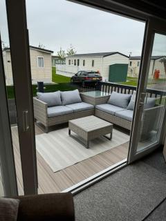 Golden Palm Resort - The Superior Retreat - Coastal Caravan Breaks - Chapel Saint Leonards - 5