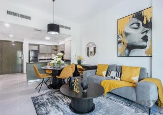 Elegant 1BR Getaway in Bella Rose, Al Barsha - Dubai - 6