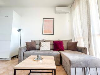 Oceanfront Oasis 770 - 7