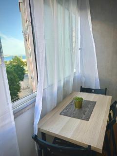 Sea view apartment & 4 minutes walk to the beach - Paço de Arcos - 9