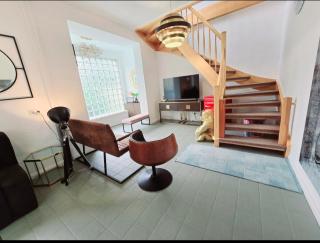 Duplex Apartment Ullstein- 4 Bedrooms, 2 bathrooms, living room, 2 parking spaces, Boxspringbeds, Family & Business apartment! - 6
