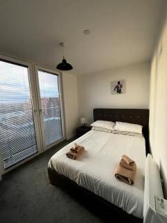 Old Trafford Penthouse Duplex - Steps from MUFC - Manchester - 1