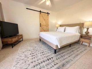 Wilton Manors Guesthouse - 7