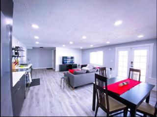 Modern MOVIE Theater & SAUNA Near Ski, Paragliding - 0