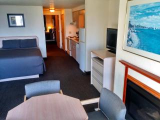 Surfside Resort - 3