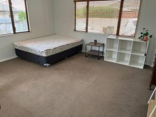 5 bedrooms, Pool in Havelock North! - Havelock North - 7