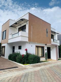 Casa en fraccionamiento - - 6