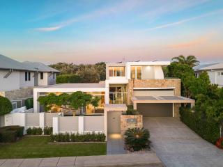 Ultimate Beachfront Escape with Pool - Kingscliff - 7