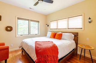 Poplar Treehouse - Rustic Luxury - Marshall - 9