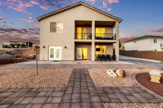 Spacious Home with Hot Tub & Splash Pad Near Zions - La Verkin - 7