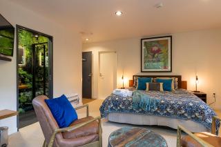 Punakaiki Treehouse Limited - 2