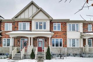 Modern Townhome Near Ottawa Attractions - Nepean - 0