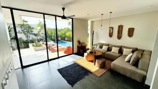 Luxury 3-Bedroom Designer Villa with private Pool in Canggu - Canggu - 5