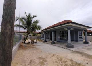 Aufa Homestay Besut - Kampung Kuala Besut - 0
