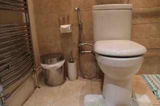 Amelia's Place in Perivale - 1
