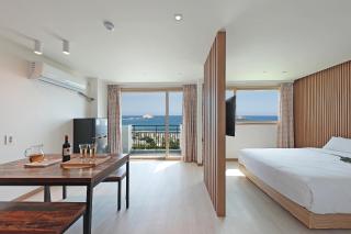 Ocean 2 You Resort Seorak Beach Hotel & Condo - 4