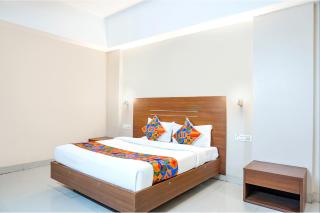FabHotel Classic Executive - Phūrsungi - 7