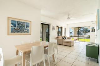 Beachfront Beach Break 1 - Byron Bay Holiday Apartment with Pool, 3 Bedrooms, Beach Access & Parking - 8