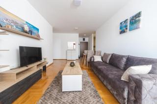 Luxury Seaview Apartment in Becici - Bečići - 1