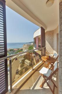 Luxury Seaview Apartment in Becici - Bečići - 0