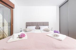 Luxury Seaview Apartment in Becici - Bečići - 5