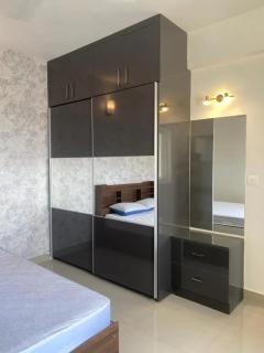 Deluxe 2BHK for Families- Opp Whitefield Metro - Bangalore - 1