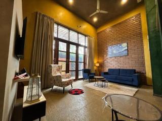 Charming & Elegant 4BHK Villa - 0