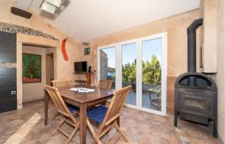 5 Bedroom Stunning Home In Zman - Žman - 5