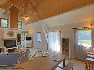 Chalet en bois cosy en forêt, idéal pour couple - FR-1-497-213 - 3