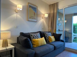 Appartement climatisé avec piscine et jardin à l'entrée du Golfe de St Tropez - La Garonnette-Plage - 3