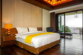 Louis Kienne Bandungan - 2