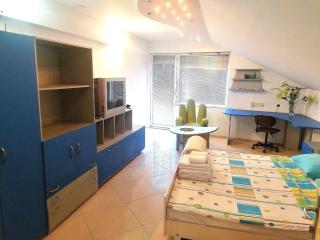 Bettsy Family Apartment - Štip - 1