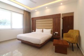 Hotel Mussoorie Heights - 8