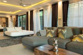 4 private modern Apartments SeaView Sleeps 16 v104 - 5