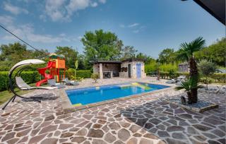 Awesome Home In Igrisce With Wifi - 2