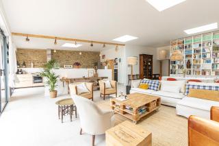 Grande maison familiale de charme, 7 chambres, cœur de Laval, jusqu'à 10 pers - Laval - 8
