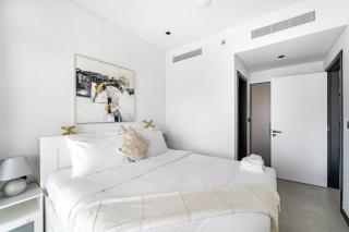 1 Bedroom with Canal View - 15 Northside - Dubai - 5