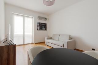 GuestHost - Domodossola M5 Modern Apartment - 2