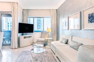 FIRST CLASS 3BR Elegance and Grandeur - Dubai - 5