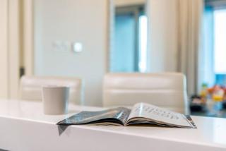 FIRST CLASS 3BR Elegance and Grandeur - Dubai - 2