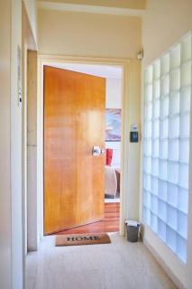 Pristine penthouse with a spacious balcony view - Athen - 4