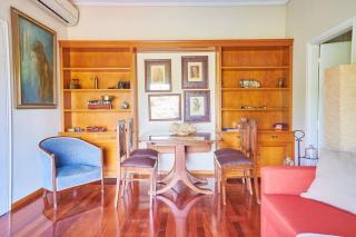 Pristine penthouse with a spacious balcony view - Athen - 3