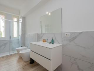 Milano 4 Pax - Via Brioschi, 94 - Milan - 8