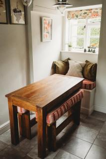 Cotswolds Cottage with Heated Pool - 5